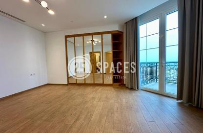 Apartment - 2 Bedrooms - 3 Bathrooms for rent in Floresta Gardens - Floresta Gardens - The Pearl Island - Doha