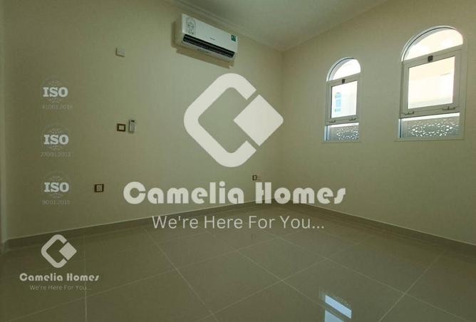 983330 - Property Image 3