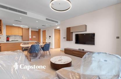 Apartment - 1 Bedroom - 2 Bathrooms for sale in Marina Tower 12 - Marina District - Lusail