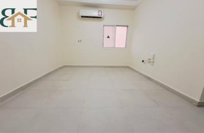 Apartment - 1 Bedroom - 1 Bathroom for rent in Umm Ghwailina Comm - Umm Ghuwalina - Umm Ghuwailina - Doha Apartment - 1 Bedroom - 1 Bathroom for rent in Umm Ghwailina Comm - Umm Ghuwalina - Umm Ghuwailina - Doha