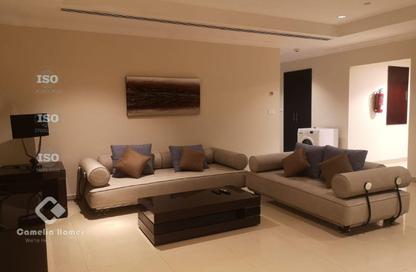 Apartment - 2 Bedrooms - 3 Bathrooms for rent in East Porto Drive - Porto Arabia - The Pearl Island - Doha