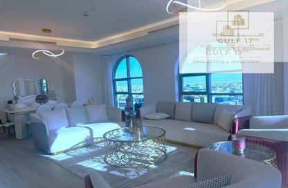 Penthouse - 3 Bedrooms - 4 Bathrooms for rent in Al Sadd Road - Al Sadd - Doha