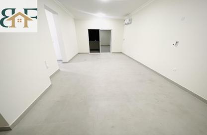 Apartment - 3 Bedrooms - 2 Bathrooms for rent in Al Jazeera Street - Fereej Bin Mahmoud North - Fereej Bin Mahmoud - Doha