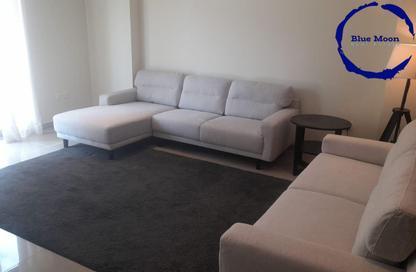 Apartment - 1 Bedroom - 2 Bathrooms for rent in West Porto Drive - Porto Arabia - The Pearl Island - Doha