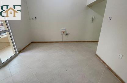 Apartment - 3 Bedrooms - 2 Bathrooms for rent in Muntazah 7 - Al Muntazah - Doha