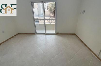 Apartment - 3 Bedrooms - 2 Bathrooms for rent in Muntazah 7 - Al Muntazah - Doha