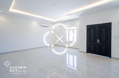 Villa - 7 Bedrooms - 7+ Bathrooms for rent in Najma street - Old Airport Road - Doha
