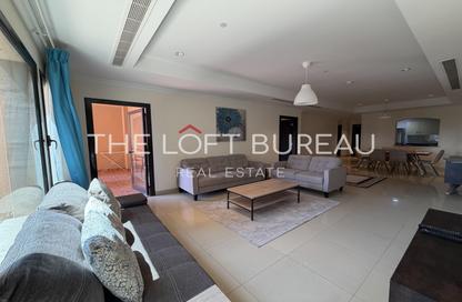 Apartment - 1 Bedroom - 2 Bathrooms for rent in West Porto Drive - Porto Arabia - The Pearl Island - Doha