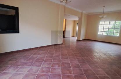 Compound - 3 Bedrooms - 3 Bathrooms for rent in Al Thumama - Al Thumama - Doha