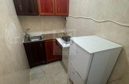 Apartment - Studio - 1 Bathroom for rent in Ain Khaled - Doha