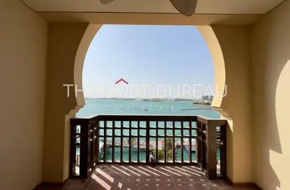 تاون هاوس - غرفة نوم - 2 حمامات للايجار في طريق بورتو الغربي - بورتو أرابيا - جزيرة اللؤلؤة - الدوحة