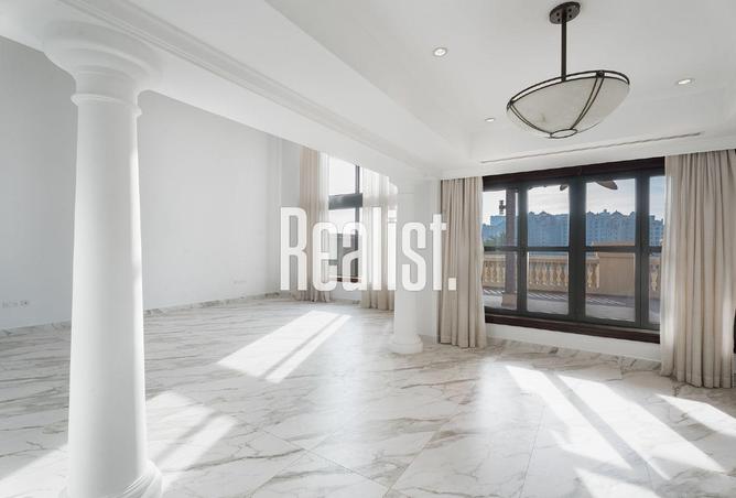 1032285 - Property Image 2