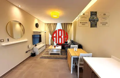 Apartment - 1 Bedroom - 1 Bathroom for rent in Al Sadd Road - Al Sadd - Doha Apartment - 1 Bedroom - 1 Bathroom for rent in Al Sadd Road - Al Sadd - Doha