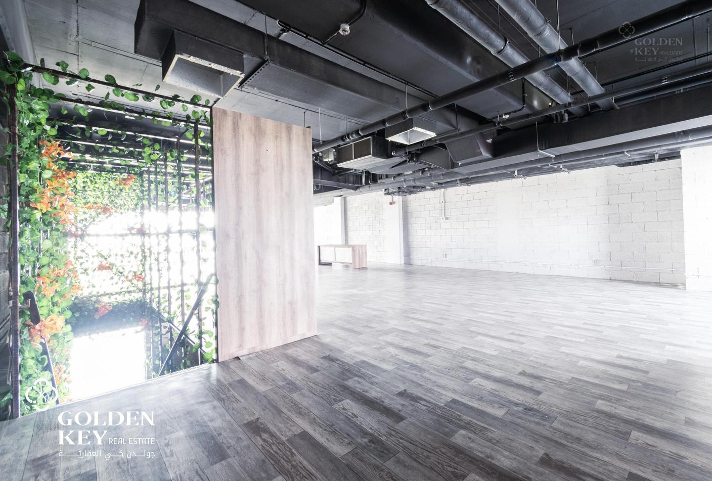 High Traffic | Commercial Shop | +9 Months Grace