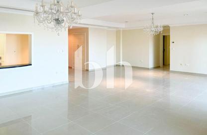 Apartment - 2 Bedrooms - 3 Bathrooms for sale in West Porto Drive - Porto Arabia - The Pearl Island - Doha Apartment - 2 Bedrooms - 3 Bathrooms for sale in West Porto Drive - Porto Arabia - The Pearl Island - Doha
