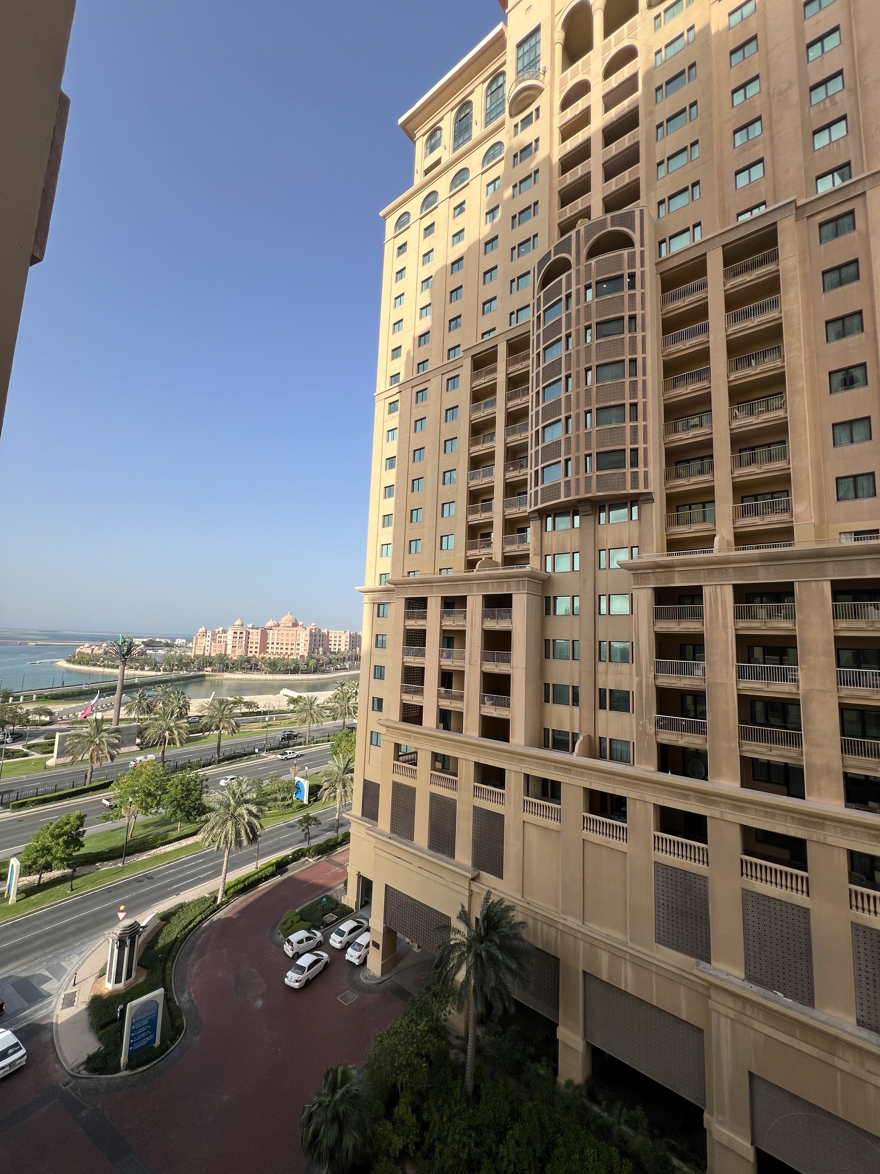SPACIOUS STUDIO FULLY FURNISHED 5250 ONLY HOT DEAL thumbnail 13