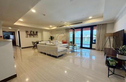 Apartment - 2 Bedrooms - 2 Bathrooms for rent in Viva West - Viva Bahriyah - The Pearl Island - Doha
