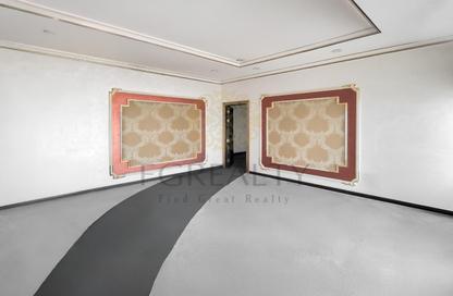 Office Space - Studio - 2 Bathrooms for rent in Salwa Road - Al Aziziyah - Doha Office Space - Studio - 2 Bathrooms for rent in Salwa Road - Al Aziziyah - Doha