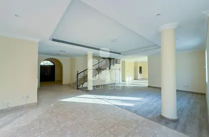 Villa - 5 Bedrooms - 6 Bathrooms for rent in West Bay Lagoon Villas - West Bay Lagoon - West Bay Lagoon - Doha