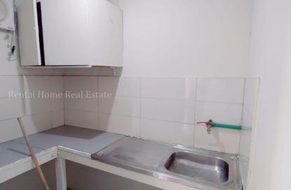 Apartment - Studio - 1 Bathroom for rent in Bin Omran - Fereej Bin Omran - Doha Apartment - Studio - 1 Bathroom for rent in Bin Omran - Fereej Bin Omran - Doha