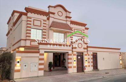 Villa - 7+ Bedrooms - 7+ Bathrooms for rent in Al Khor Offices Building - Al Khor
