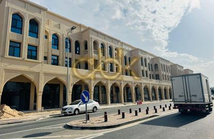 Shop - Studio - 1 Bathroom for rent in Old Airport Road - Old Airport Road - Doha