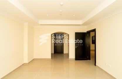 Apartment - 1 - 2 for rent in West Porto Drive - Porto Arabia - The Pearl Island - Doha Apartment - 1 - 2 for rent in West Porto Drive - Porto Arabia - The Pearl Island - Doha