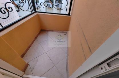 Apartment - 2 Bedrooms - 2 Bathrooms for rent in Al Mansoura - Al Mansoura - Doha