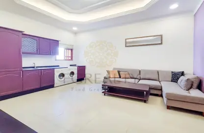 Apartment - 2 Bedrooms - 2 Bathrooms for rent in Al Kheesa - Al Kheesa - Umm Salal Mohammed