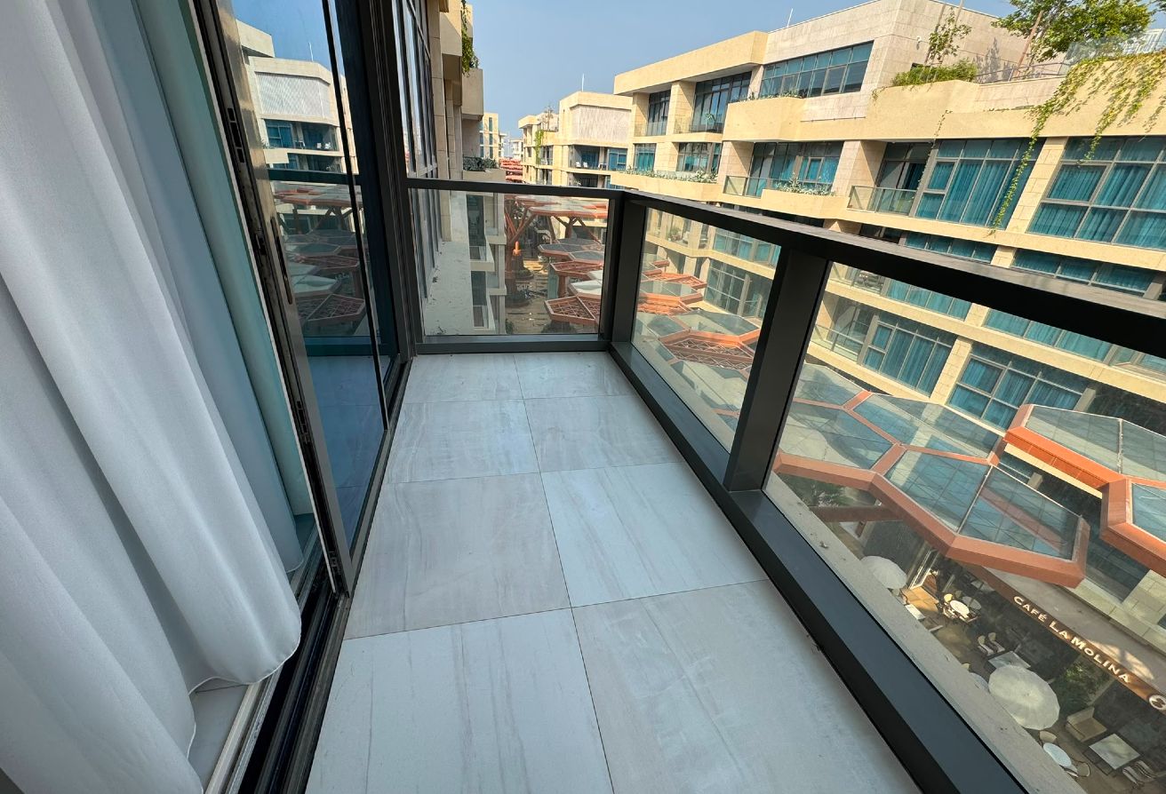 Luxury 1BHK at Crystal Walk, Gewan Island thumbnail 5