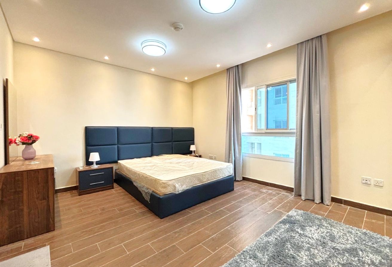 MODERN FURNISHED 2 BHK + BALCONY |AMENITIES ACCESS - apartment in Al Erkyah City