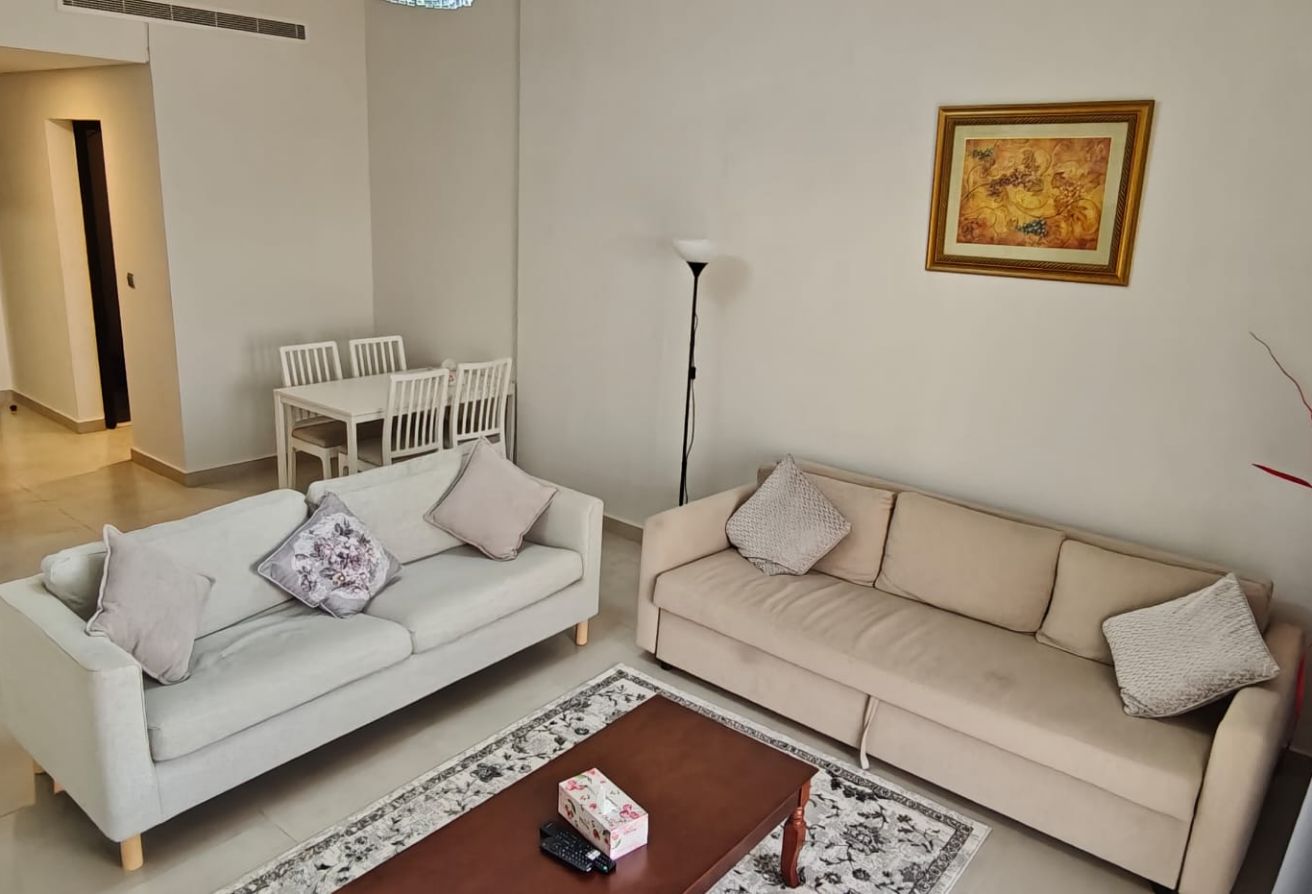 ELEGANT 1BEDROOM FULLY FURNISHED WITH BALCONY thumbnail 7