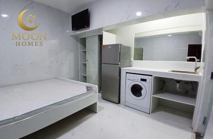 Apartment - Studio - 1 Bathroom for rent in Umm Ghuwailina 4 - Umm Ghuwailina - Doha