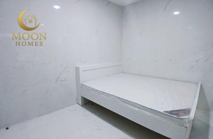 Apartment - Studio - 1 Bathroom for rent in Umm Ghuwailina 4 - Umm Ghuwailina - Doha