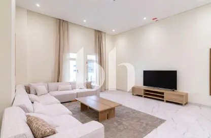 Apartment - 2 Bedrooms - 2 Bathrooms for rent in Giardino Gardens - Giardino Villas - The Pearl Island - Doha