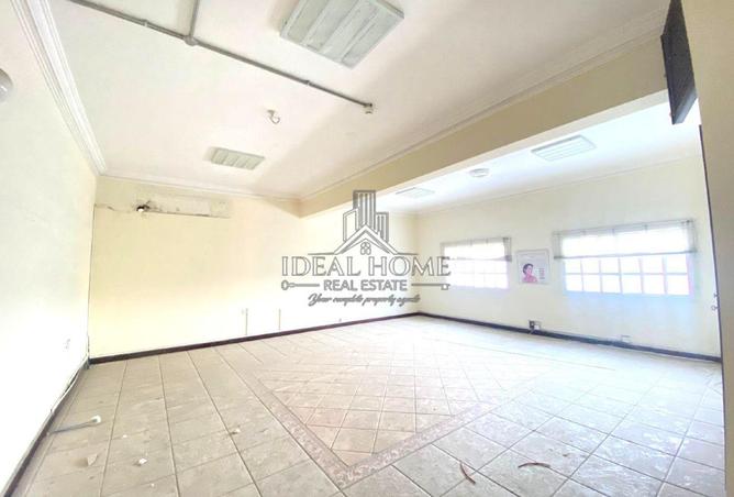 54248074 - صورة العقار 2