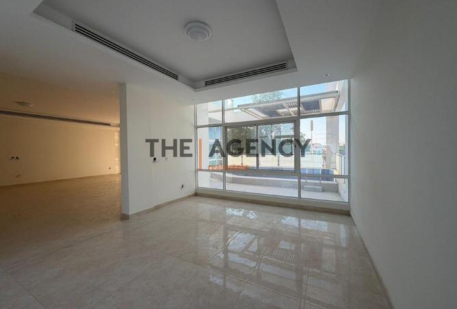57782064 - Property Image 3