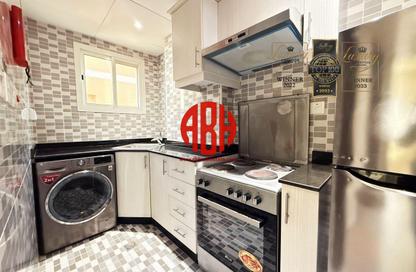 Apartment - 2 Bedrooms - 3 Bathrooms for rent in Al Sadd Road - Al Sadd - Doha