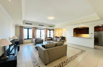 شقة - 3 غرف نوم - 4 حمامات للايجار في طريق بورتو الشرقي - بورتو أرابيا - جزيرة اللؤلؤة - الدوحة