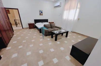 Apartment - Studio - 1 Bathroom for rent in West Bay Villas - West Bay - West Bay - Doha