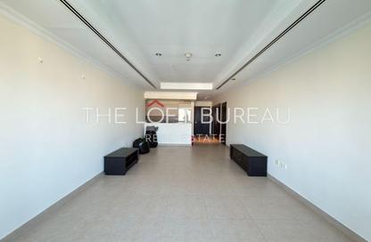 Apartment - Studio - 1 for rent in East Porto Drive - Porto Arabia - The Pearl Island - Doha