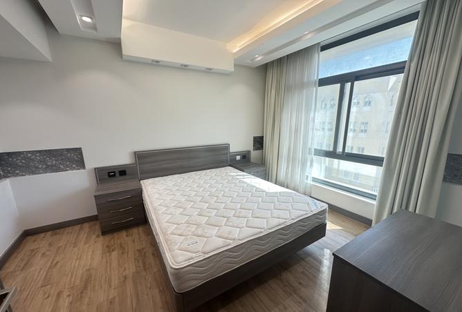 1002056 - Property Image 3