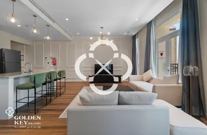 Apartment - 2 Bedrooms - 3 Bathrooms for rent in The Garden - Floresta Gardens - The Pearl Island - Doha