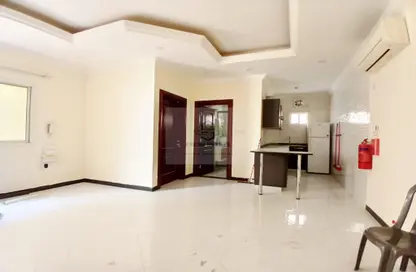 شقة - غرفة نوم - 1 حمام للايجار في أم غويلينا 4 - أم غويلينا - الدوحة