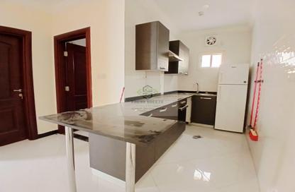 Apartment - 1 Bedroom - 1 Bathroom for rent in Umm Ghuwailina 4 - Umm Ghuwailina - Doha