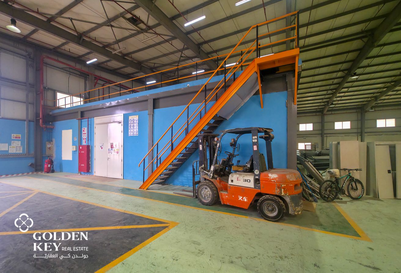 Ready to Use | Warehouse/Factory | Prime Location