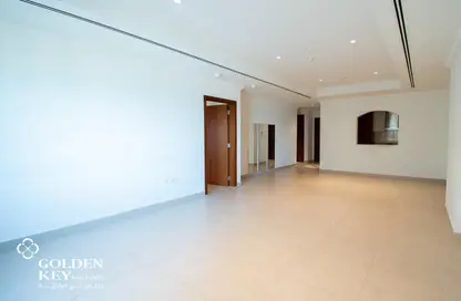 Apartment - 1 Bedroom - 2 Bathrooms for rent in West Porto Drive - Porto Arabia - The Pearl Island - Doha