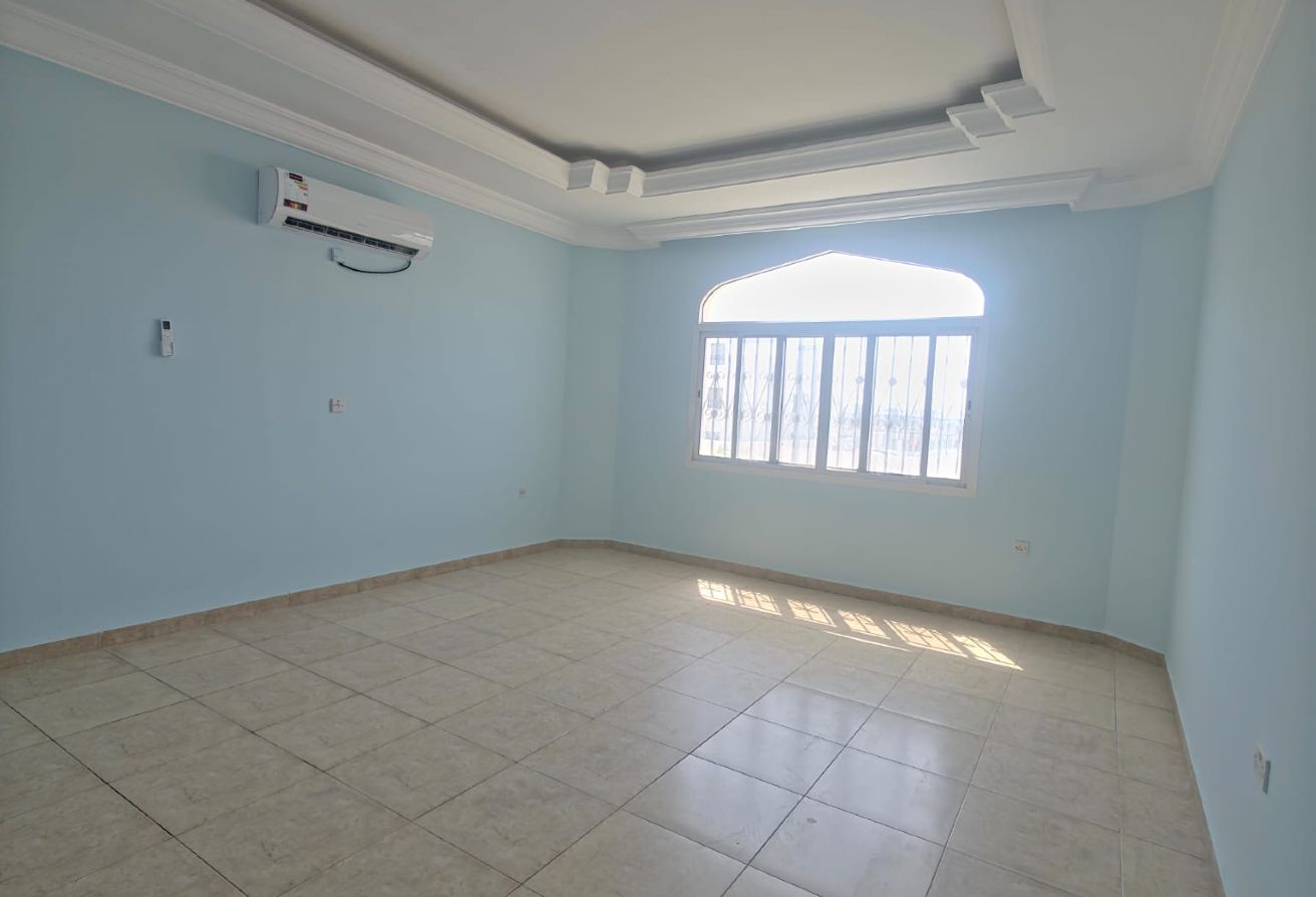 Spacious 6-Bedroom Villa with Maid’s Room for Rent thumbnail 9