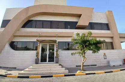 Villa - 6 Bedrooms - 7 Bathrooms for rent in Bu Hamour Street - Abu Hamour - Doha