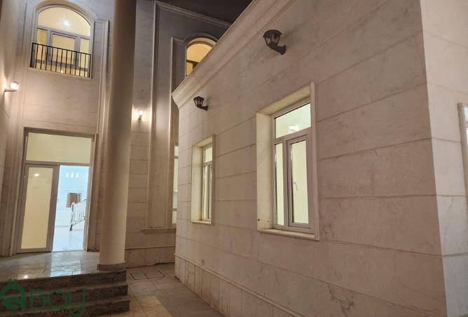 1000992 - Property Image 3